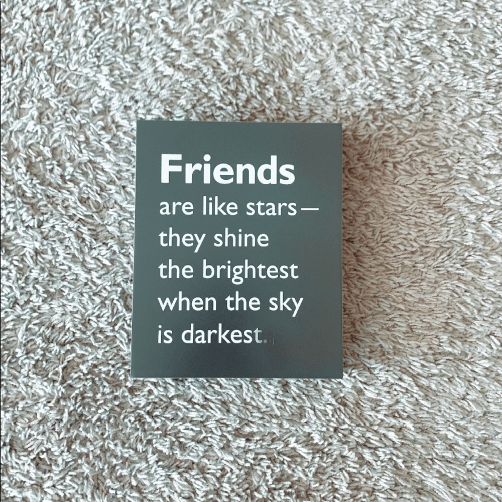 Friends Quote Wall Decor